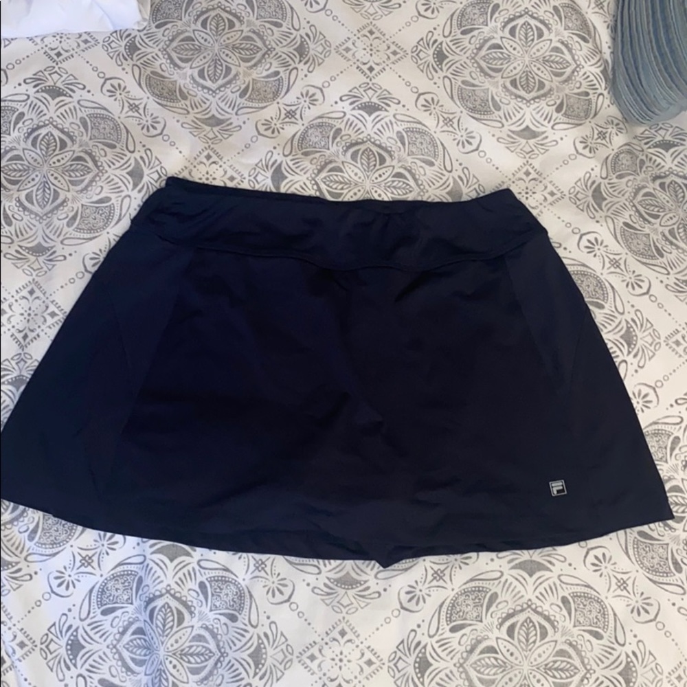 Navy fila tennis skort!